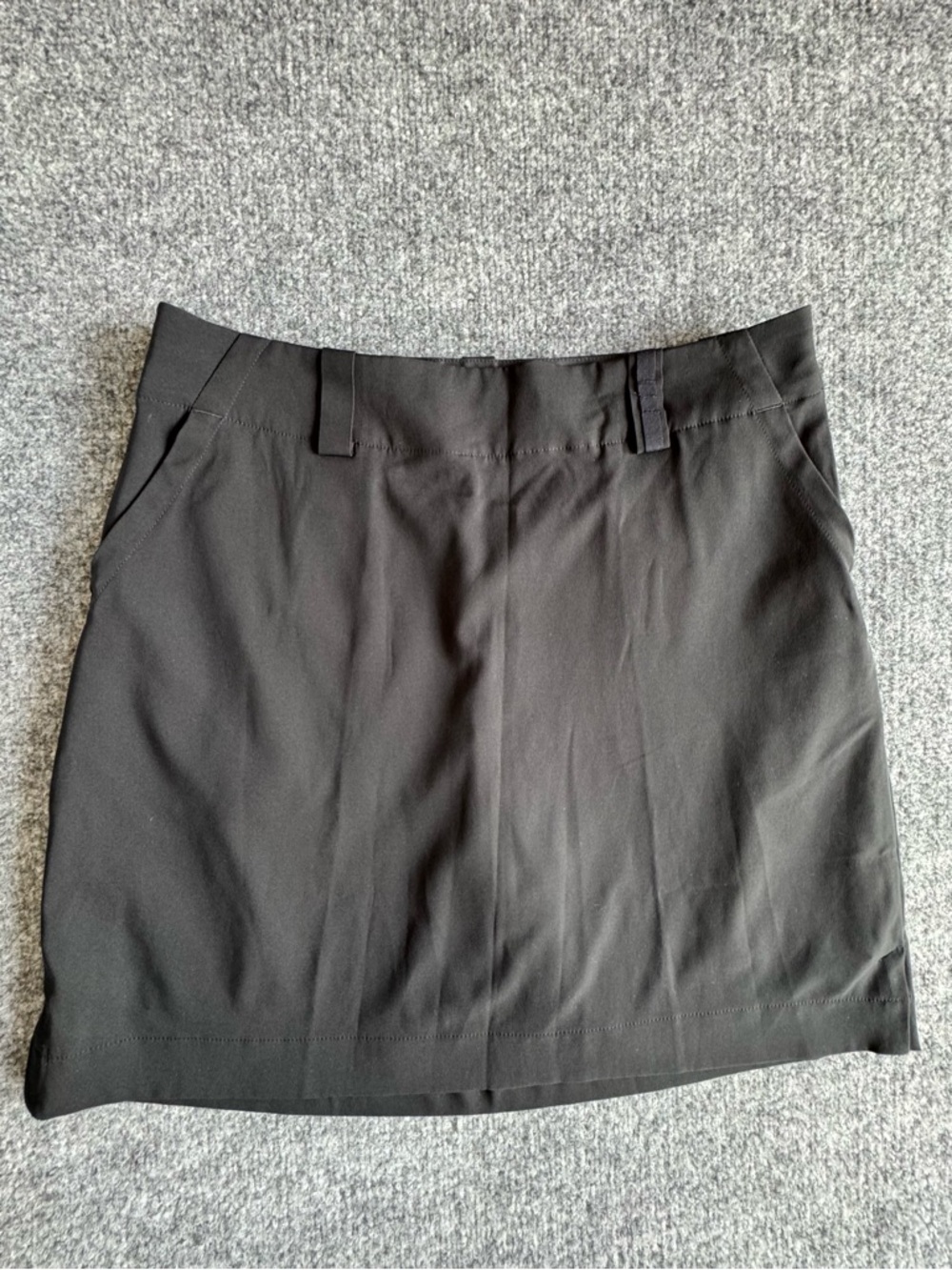 Nike Golf Athletic Black Skort with Belt Loops and Pockets Size 6